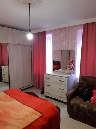 Отели типа «постель и завтрак» Dandalo Батуми Просторный двухместный номер с 2 отдельными кроватями-7